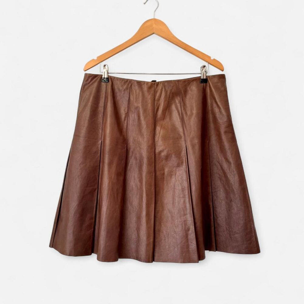 $898 Lafayette 148 Brown Leather Pleated Mini Skirt- Size 14, Quiet Luxury